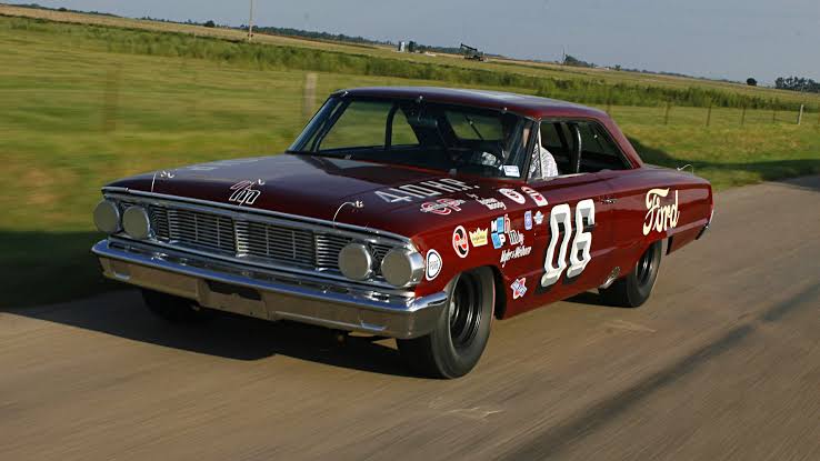 10 Most Iconic Car In NASCAR